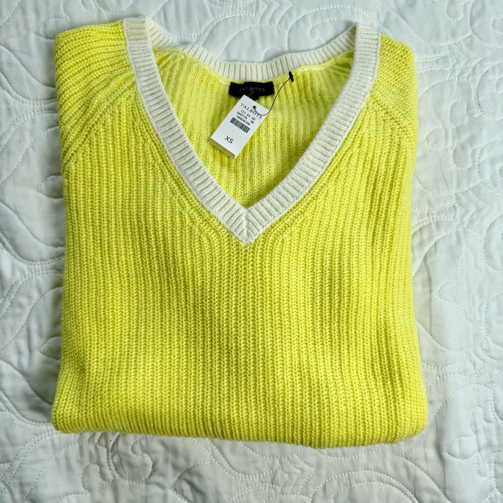 Talbots Chic Sporty Retro Yellow V-Neck Contrast Trim Sporty Sweater Wm's XS NWT - Picture 2 of 8